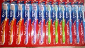 COLGATE SUPER FLEXI TOOTHBRUSH 1PC