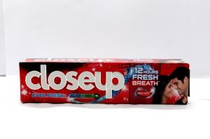 CLOSE UP TOOTHPASTE 105GM